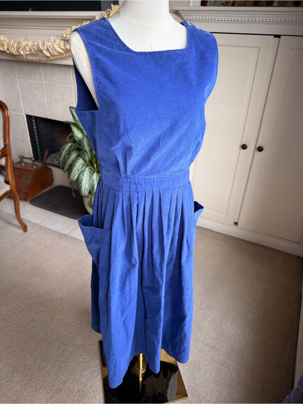 Vintage L.L. Bean Fine Wale Corduroy Pinafore Jumper Dress Royal Blue